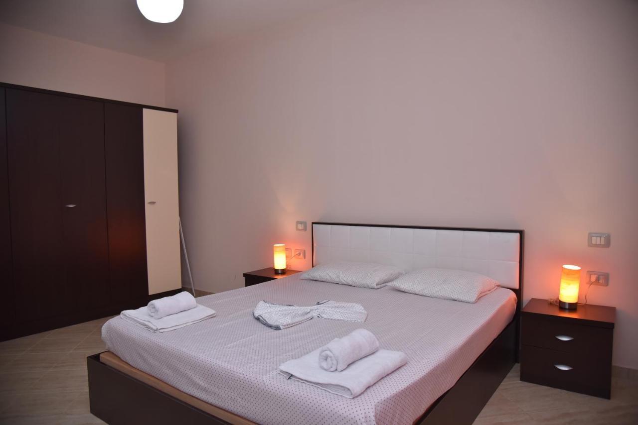 גולם Flowers Apartments מראה חיצוני תמונה