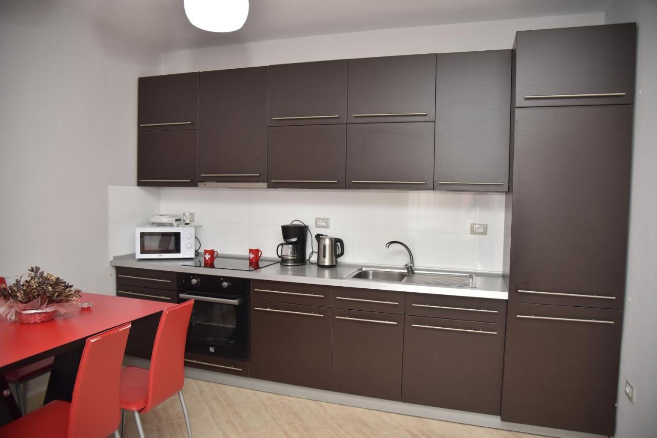 גולם Flowers Apartments מראה חיצוני תמונה
